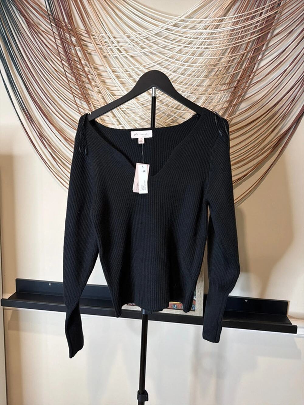 Philosophy, NWT, black V-neck rib sweater, puff sleeves, L 3055